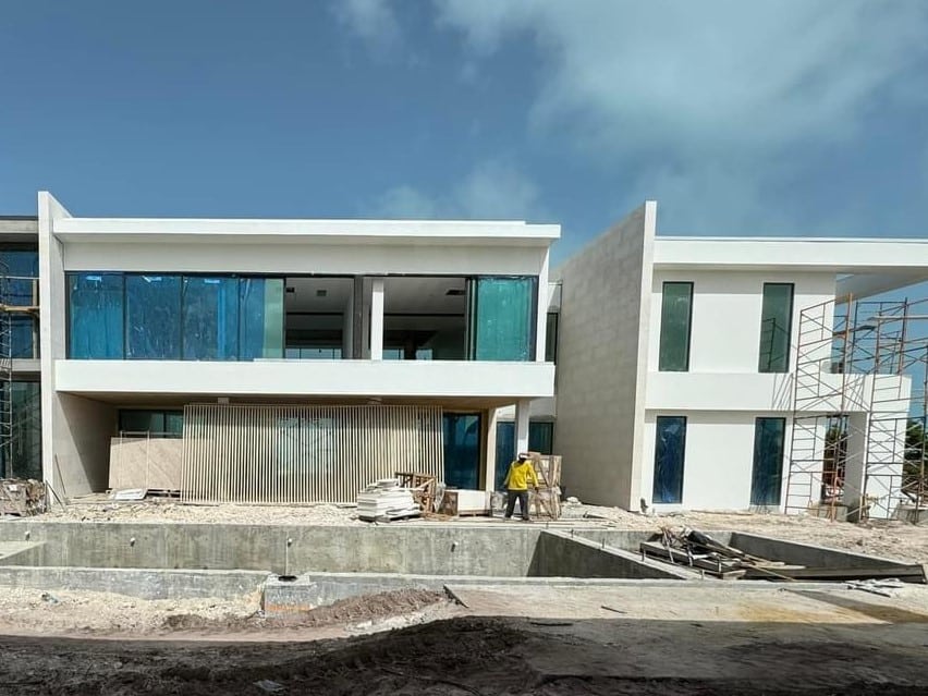 House in Turks and Caicos, Window Treatment Installation
