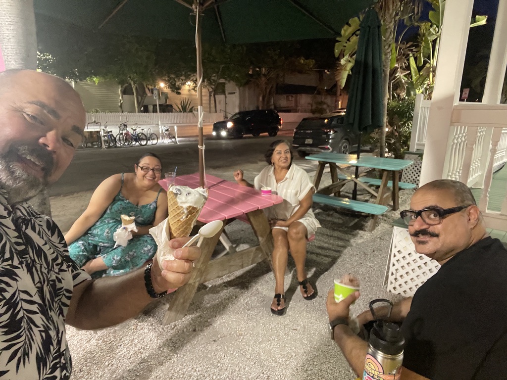 Roger and Ana Magalhaes with friends in Keywest, FL